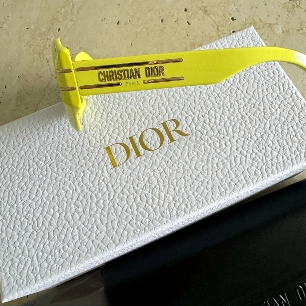 New! Dior Signature B1U 66C0 Sunglasses, Neon Yellow, Authentic - Picture 4 of 12